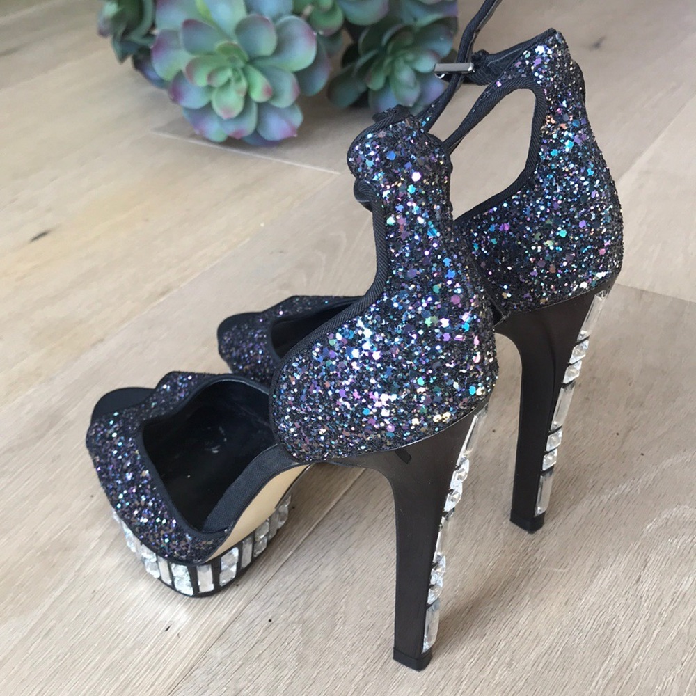 Boutique 9 heels .